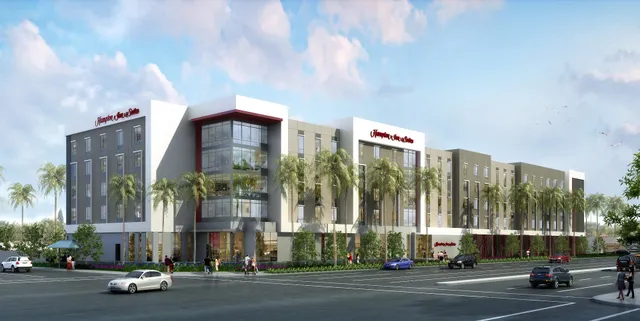 Hampton Inn & Suites Anaheim Resort Convention Center