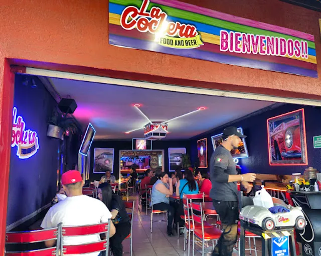 La Cochera Food & Beer