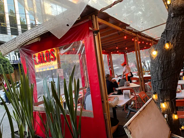 Los Lalos Taqueria Al Carbón