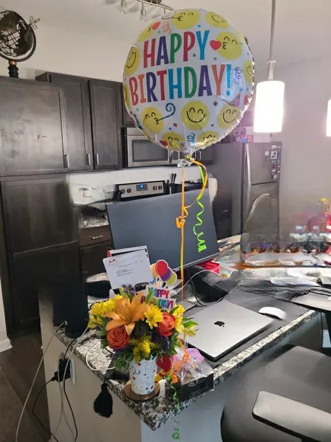 Shirley's Flower Studio