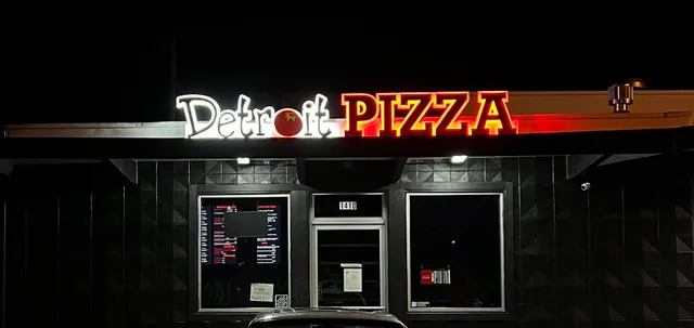 Detroit Pizza - Camas At Crown Park