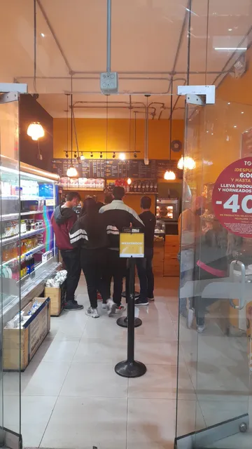 TOSTAO' Café y PAN - C.C. Tintal Plaza L155