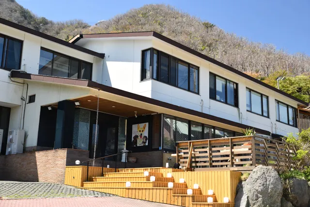 Hakone Gora Guam Dog Honten