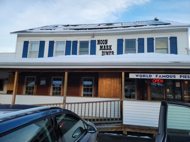 Noon Mark Diner