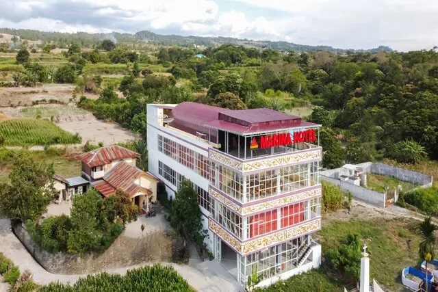 MARINA HOTEL SAMOSIR