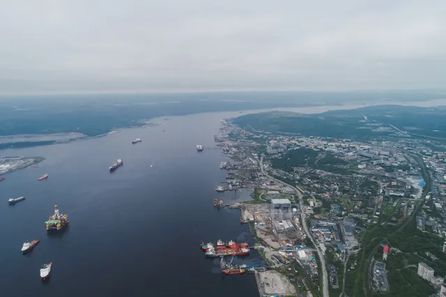 Murmansk Commercial Seaport