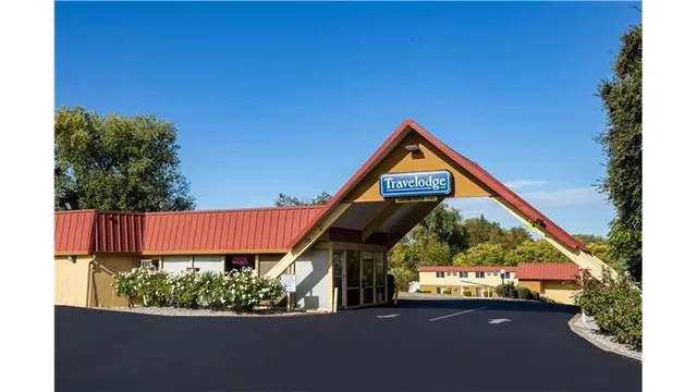 Travelodge by Wyndham Red Bluff South of Redding
