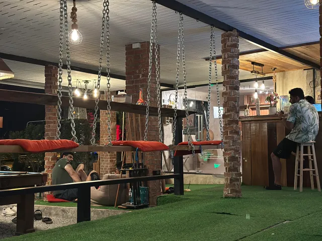 THE CHILL SPOT Coffeeshop & bar