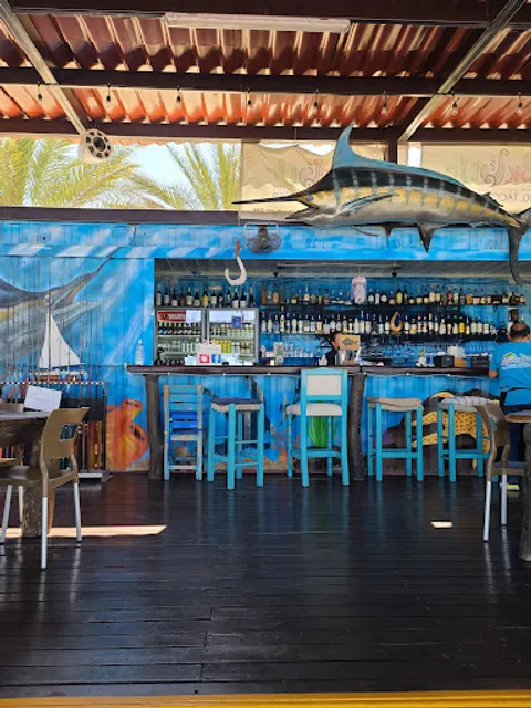 Hook Up Sea Food, Tacos & Beer