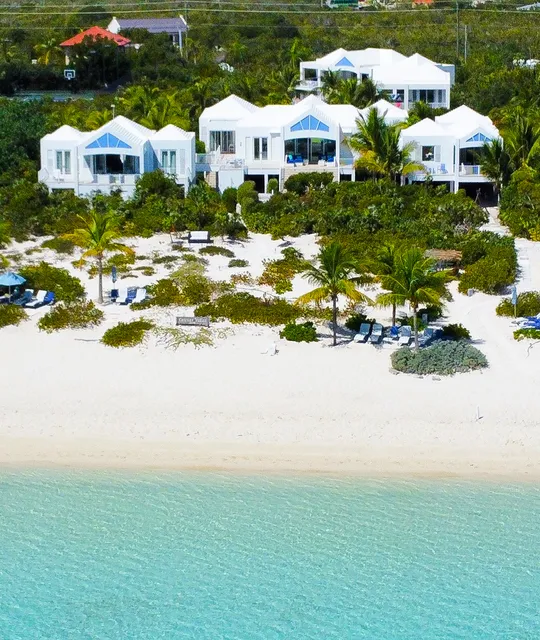 Caicias Villas - Beachfront Private Resort