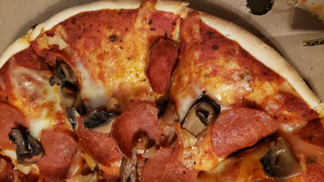 Tooginos Pizza