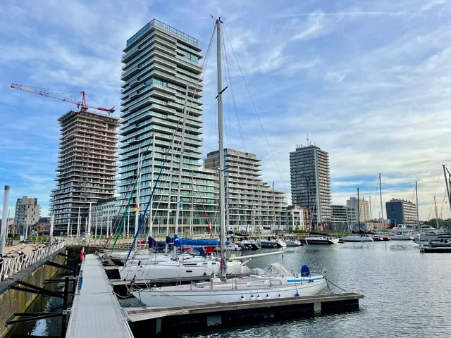 Lux Skyline Sea-View Apartments