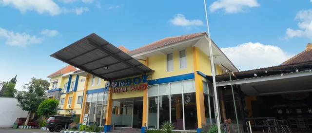 Pondok Jatim Park Hotel & Café