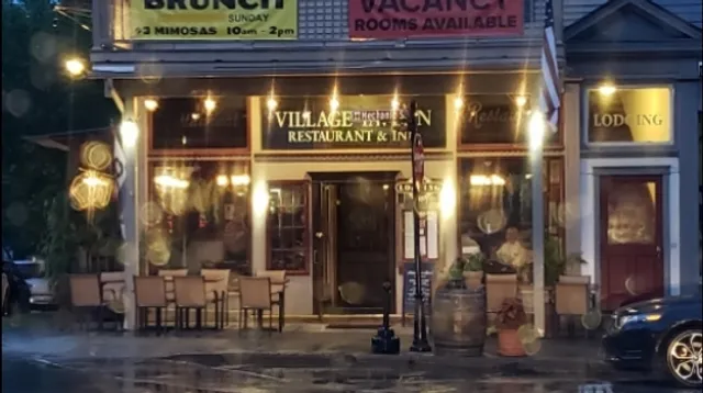 Village Tavern Restaurant & Inn