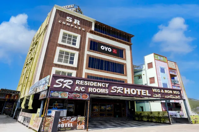 SR HOTEL RESIDENCY