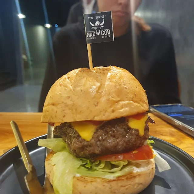 Madcow Burger @Phuket old town