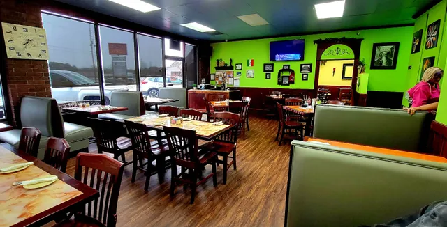 Ari's Little Italy Italian Restaurant