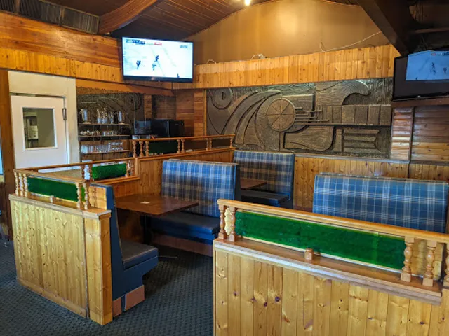 Roman Pizza & Lounge