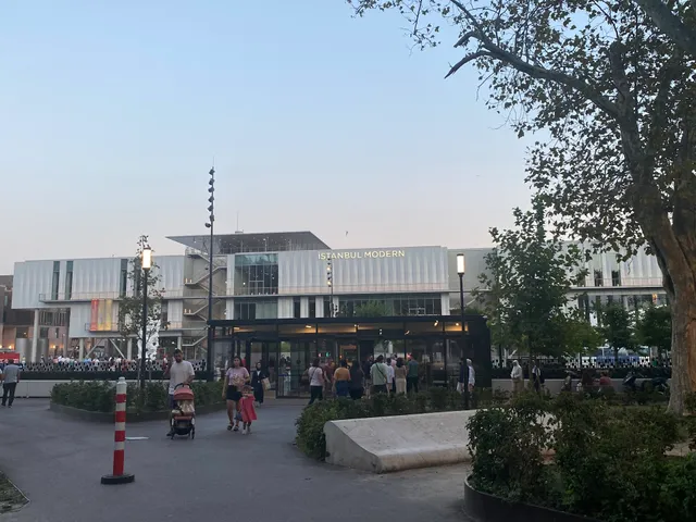 Istanbul Modern Residence