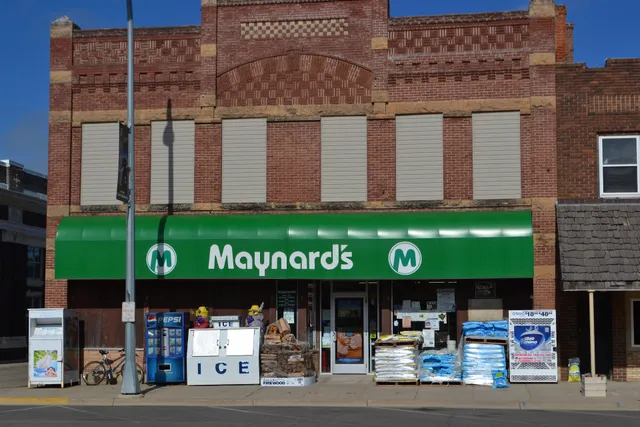 Maynard's Food Center of Fulda