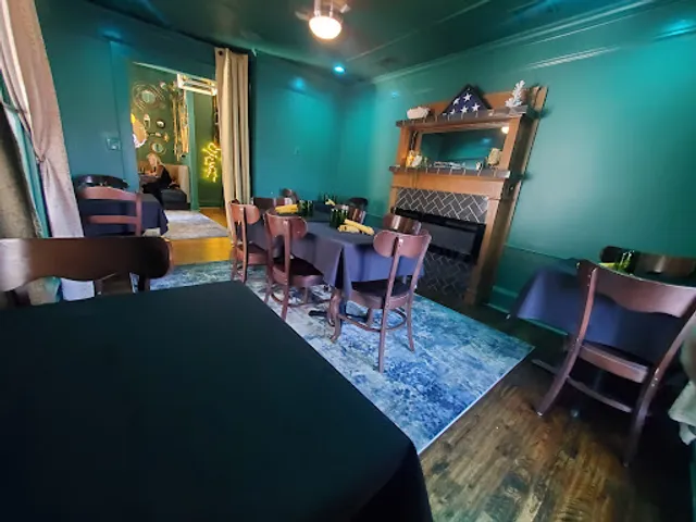 Salt Seafood and Steakhouse