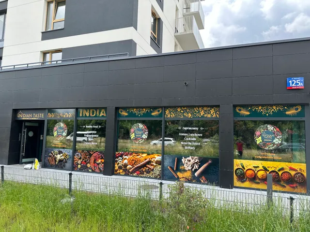 Indian Taste Food & Wine Bemowo