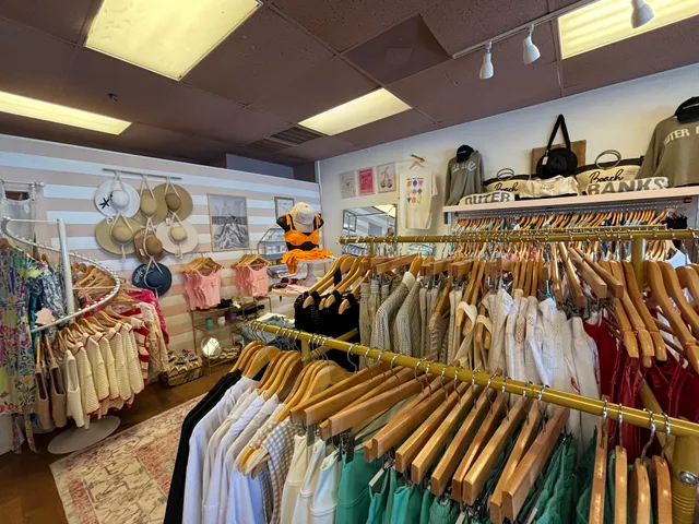 Salty Sister Boutique OBX