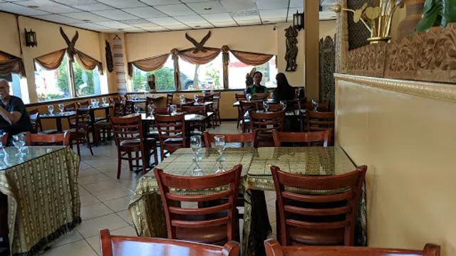 Siam Basil Thai Restaurant