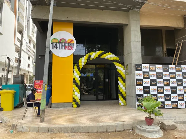 14th Street Pizza Co. | Shaheed-e-Millat Road