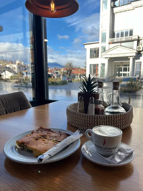 Aurora Bakery & Lounge