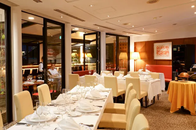 Cafe Terrasse de Paris