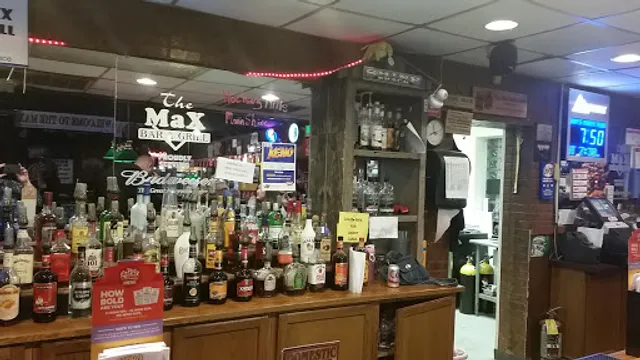The Max Bar & Grill