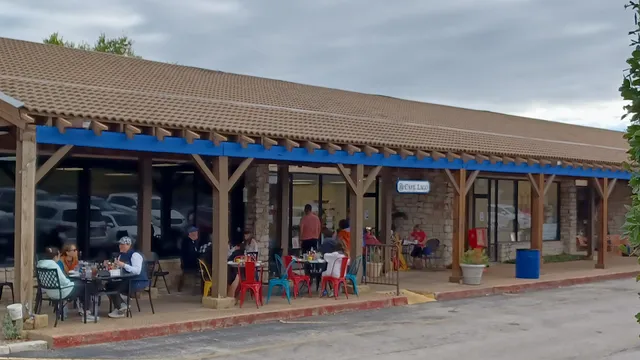 Lakeway Village Square