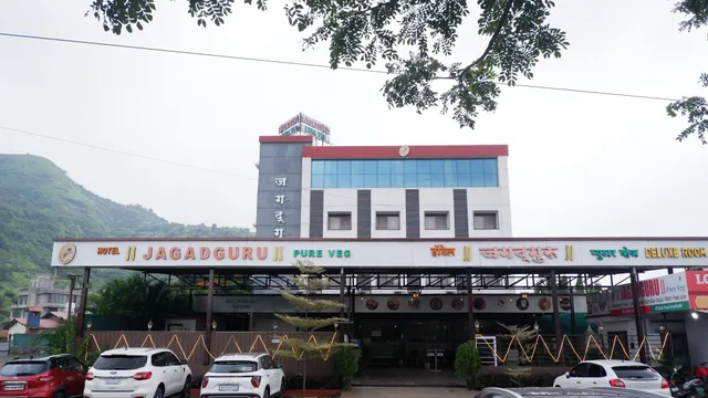 Hotel Jagadguru Pure Veg
