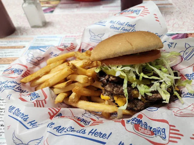 Boomarang Diner - Lone Grove