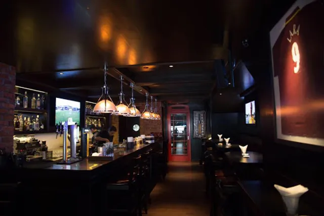 The Sticky Wicket, Cricketers' Pub