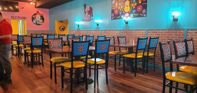 Los Catrines Mexican Kitchen