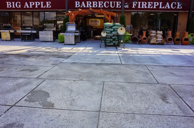 Big Apple BBQ & Fireplace