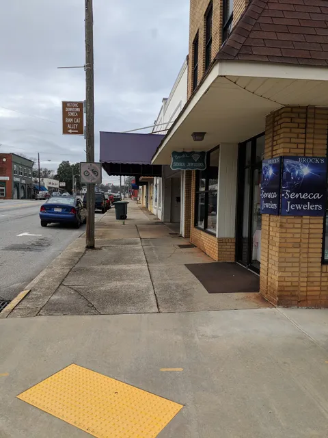 Brock's Seneca Jewelers