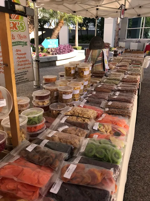 Alex's Fruits & Nuts