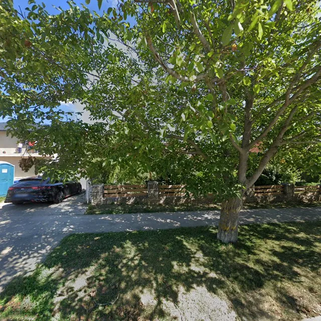 Boglárka Apartmanház