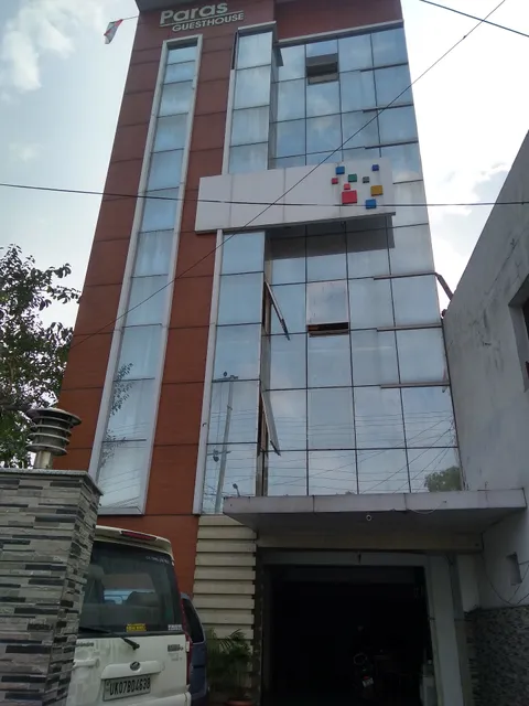 OYO 12062 Paras Guest House