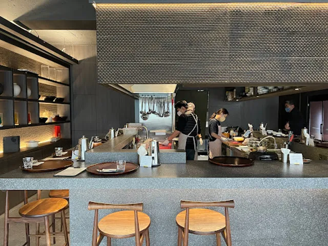 DOSEULBAK (도슬박)