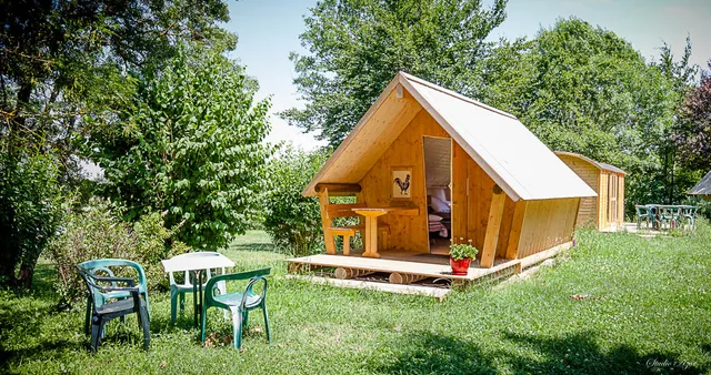 Camping de Tournus - Drole de cabane