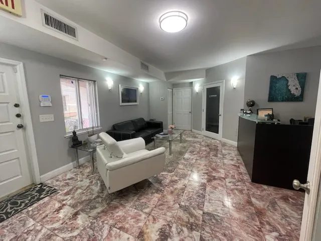 Floridian First Realty