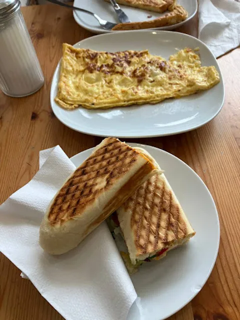 Tasty Bite Wrap House