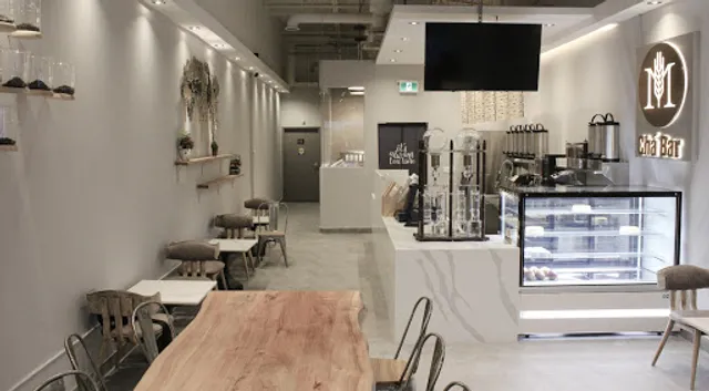 M Chá Bar (Hwy400 & Rutherford)