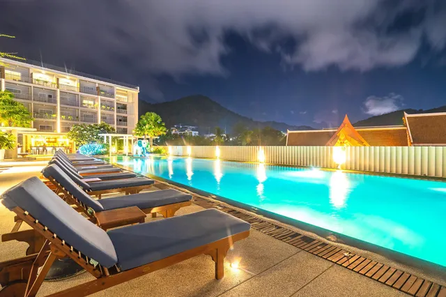 Ramada by Wyndham Phuket Deevana