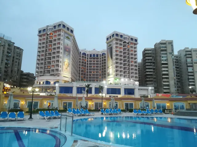 El Mahrousa Hotel