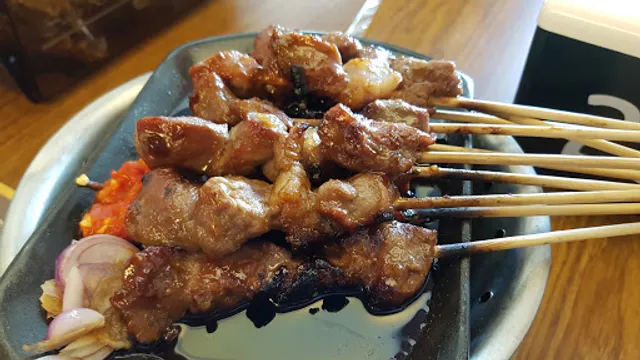 Sate & Seafood Senayan, Salemba